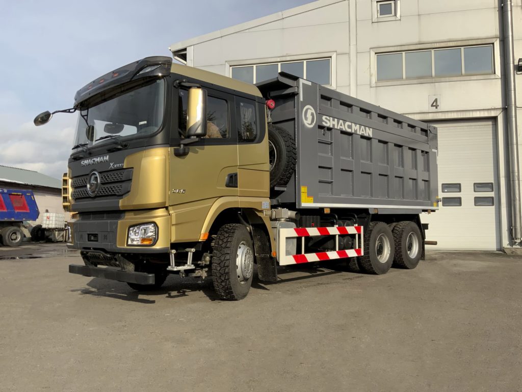Самосвал Shacman 6X4 X3000 SX32586T384C