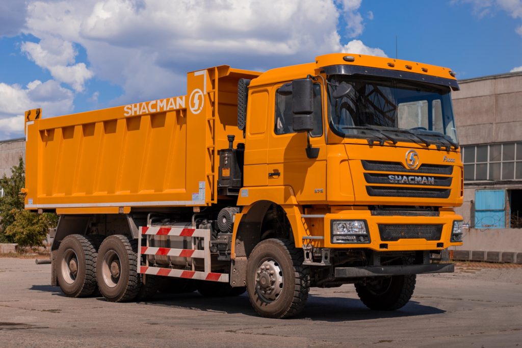Самосвал Shacman F3000 6x4 SX3256DR384C
