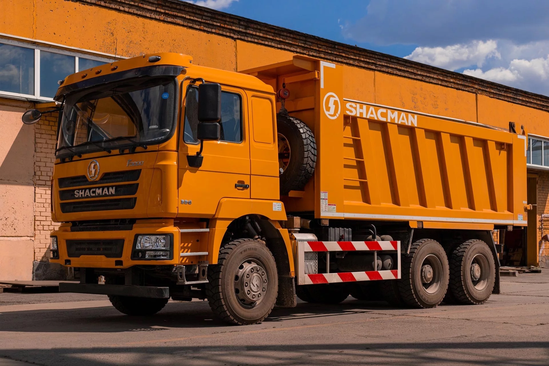 Самосвал Shacman F3000 6×4 SX3258DR384 — купить